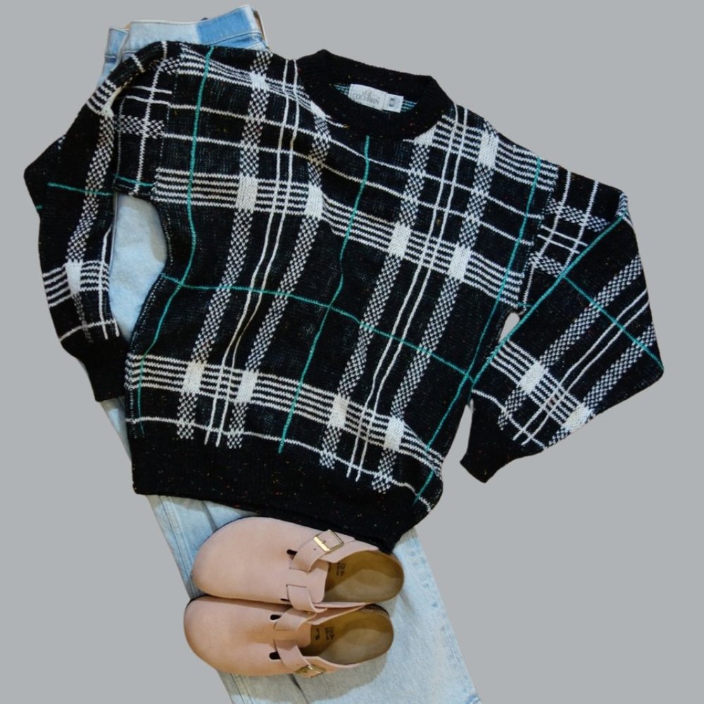 Vintage J.J Cochran Sweater - White and Blue Stripes - Oversized Fit